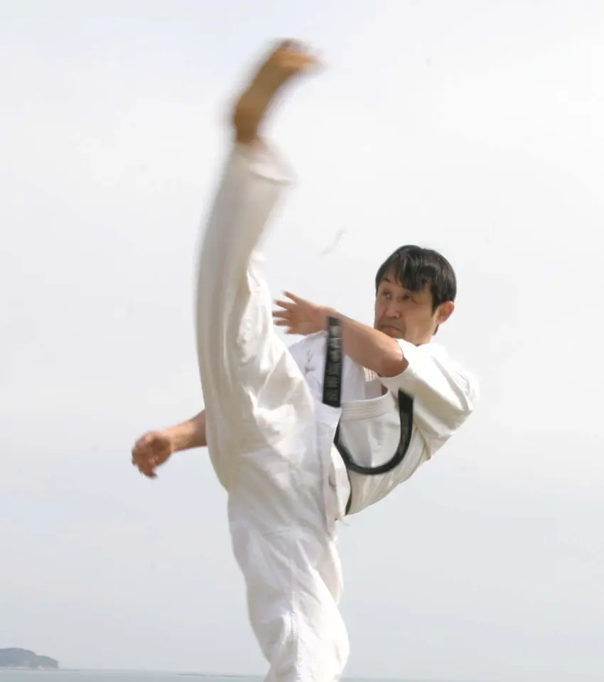 護身術空手 徹底的に技術を追究したSDトルネード 赤坂教室